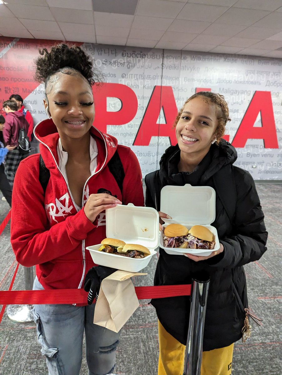 Mrs. Locher tweet media