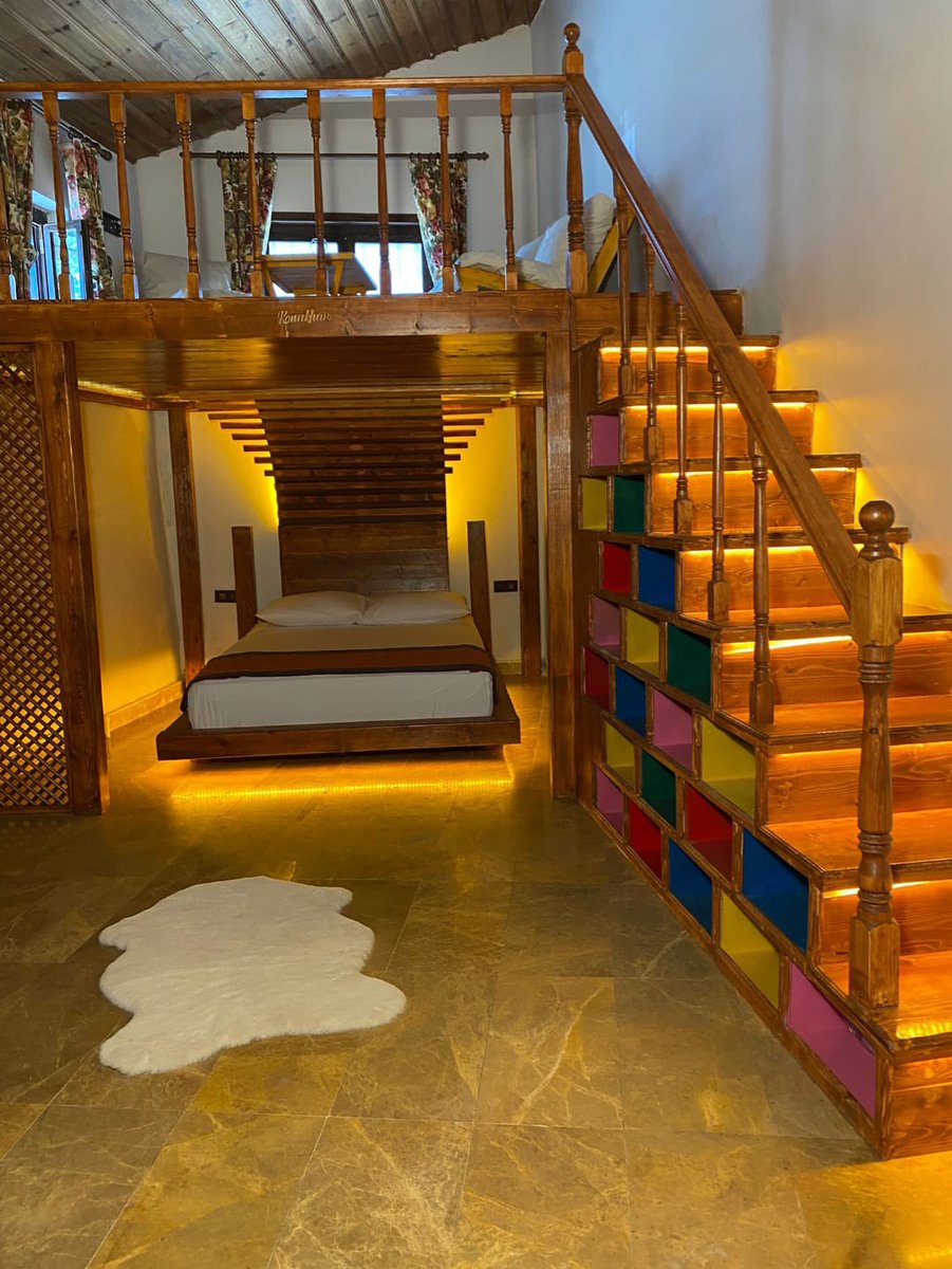 💯Kafalar uyum sağlarsa ilerleriz
💯Önce tanı snra karar ver
💯Her zmn doğruluktan yanayım 
💯Gizliliği sonuna kadar 
      bilenlerdenim
💯Duyulsa bende yanarım...