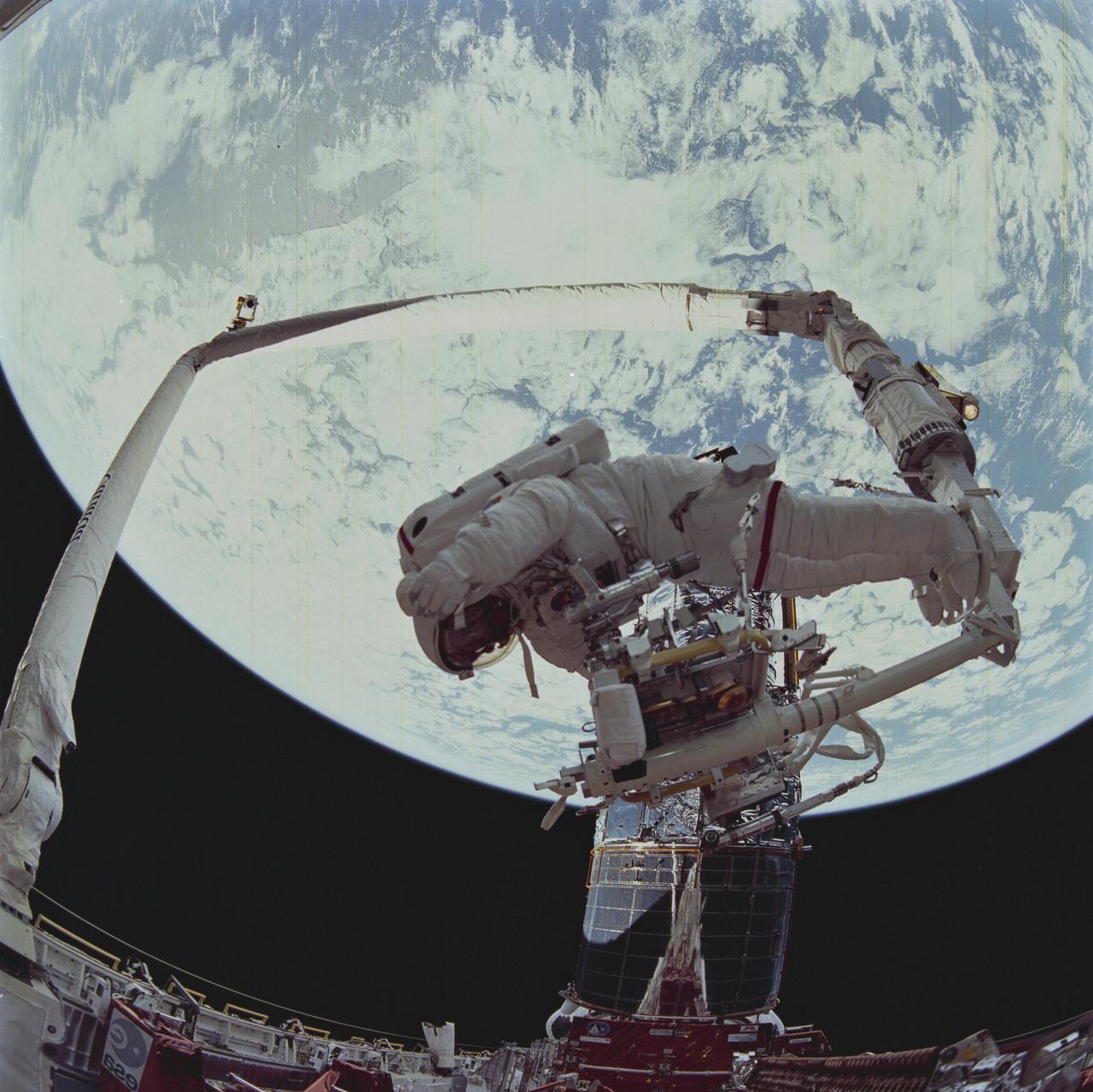 Astronauts Story Musgrave and Jeffery Hoffman on EVA.