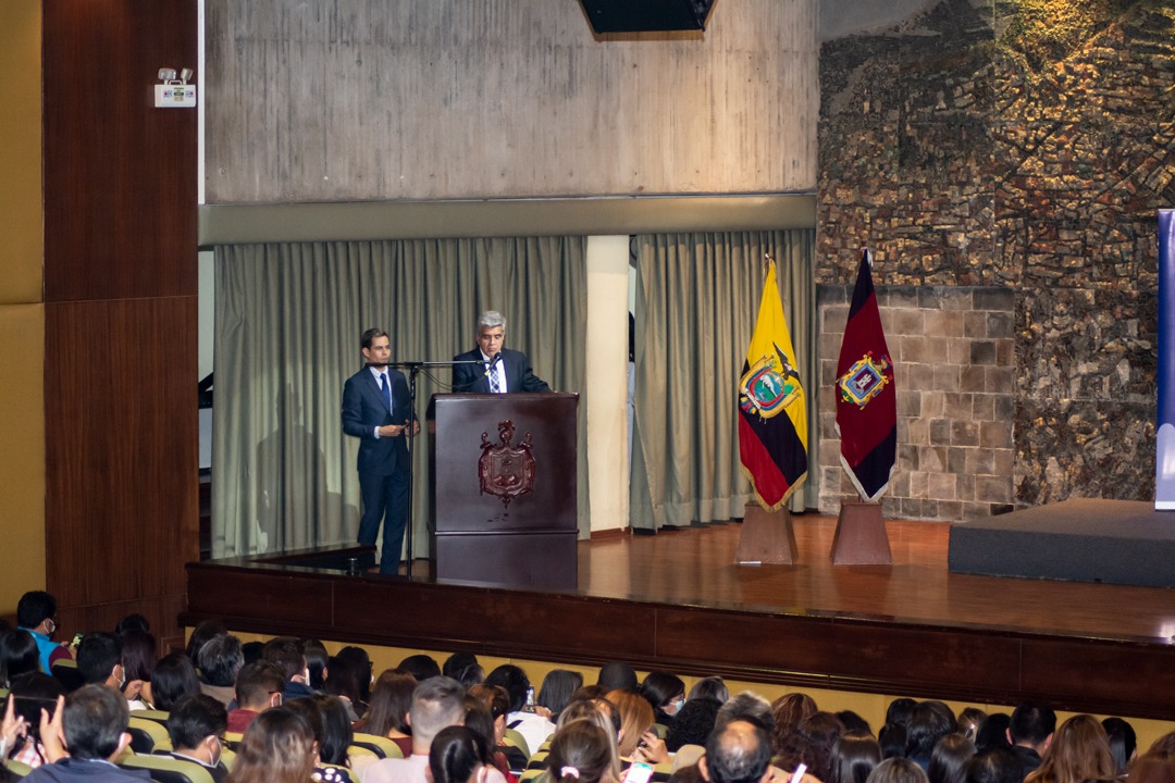 SaludPichincha's tweet photo. 131 centro de salud de @Salud_CZ9 recibieron el certificado de Servicios de Atención Integral y Amigable para Adolescentes y 103 de ellos también fueron reconocidos por haber cumplido con los indicadores de Servicios de Salud Inclusivos de @Salud_Ec . https://t.co/1XfpibA2wn