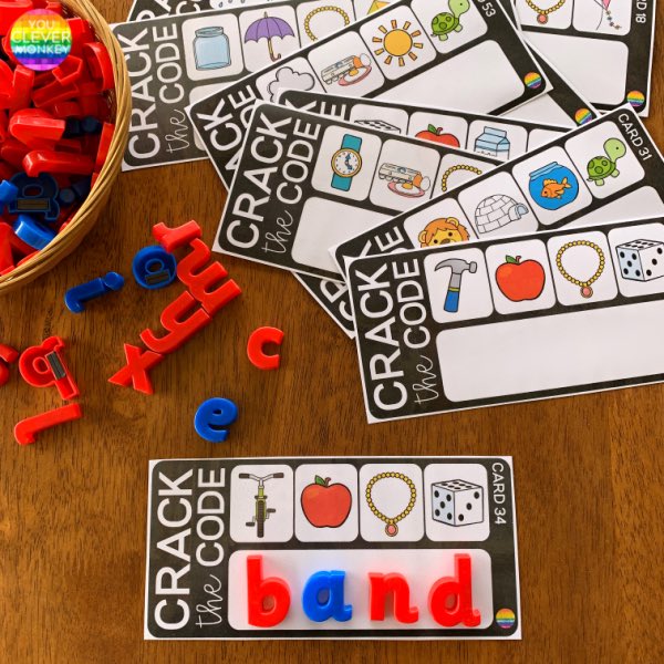 palimaka_m's tweet photo. These crack the code cards are an engaging activities for students to practice letter recognition, letter sounds, and blending letters together to make simple words. 🔎📝@PJLanguageArts https://t.co/mqJ7xKZ5yR
