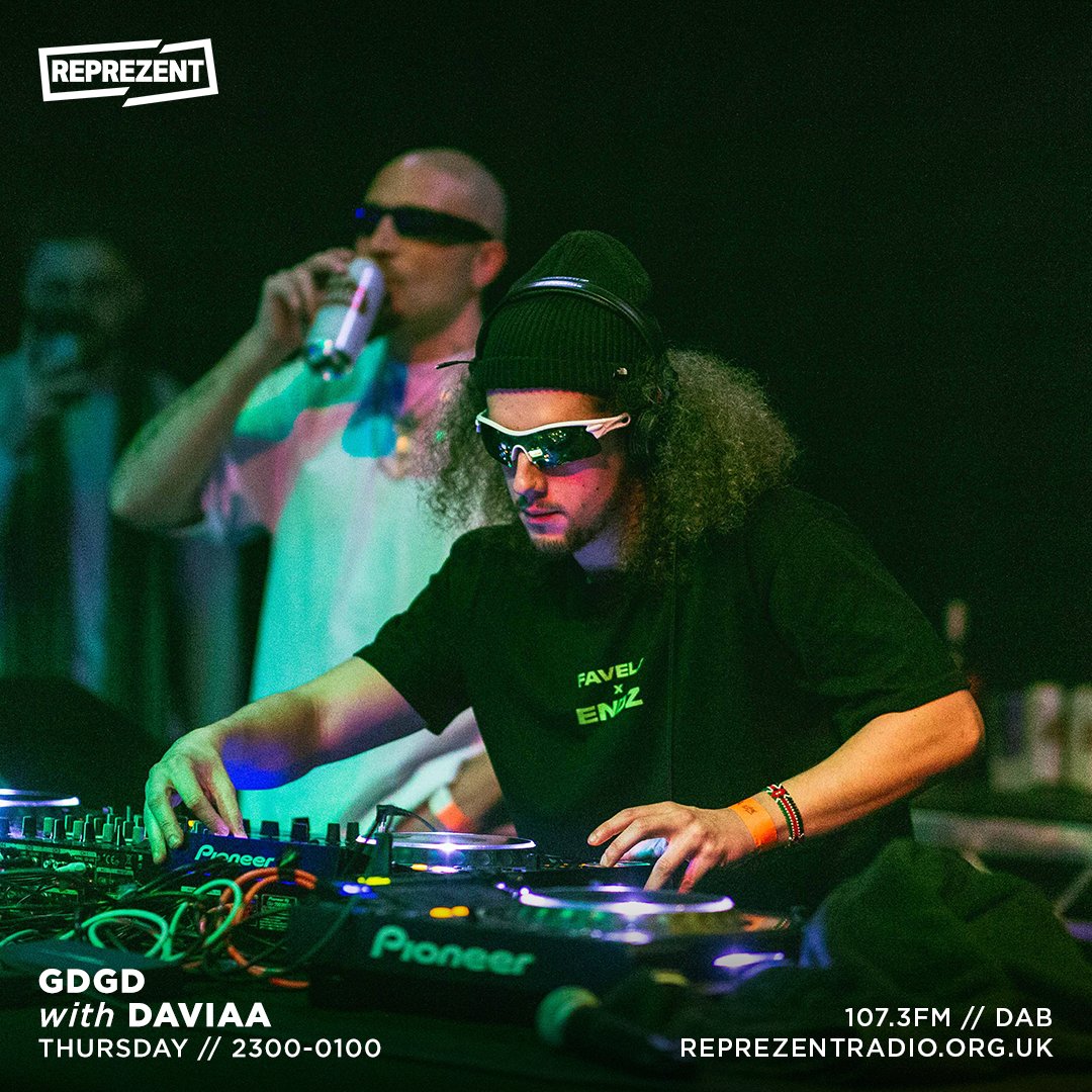 2300-0100

GDGD

Garage from @jonjoemcg 
Dubstep from Nathfields℥ (<a href="/WhitePeachRec/">White Peach</a>)
Grime from <a href="/Daviaa____/">Daviaaa</a> 
Drill from <a href="/Murphi_LDN/">Joseph</a> 

107.3FM | DAB | REPREZENTRADIO.ORG.UK