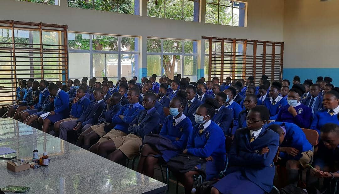 It is our duty as a society to denounce all forms of substance abuse and addiction.This is why we have been constant in denouncing drugs and alcoholism among young people. We urge all young people to seek help and assistance from professionals. #saynotodrugs