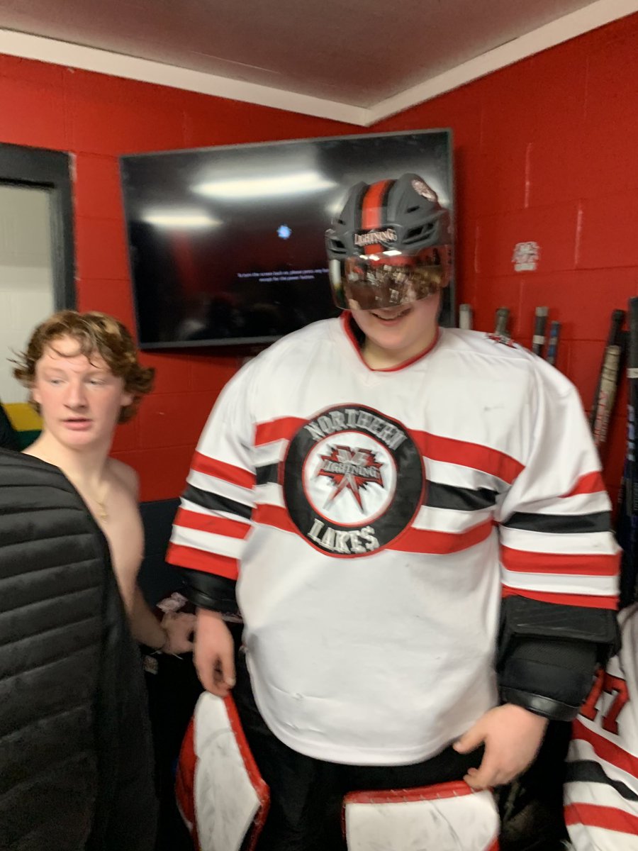 guschenkins's tweet photo. POG and Grinder go to Kunz sr Keeper 27 dog SO So F Finn Fogarty OT Game winner great Sr night!! https://t.co/IAOJYgJlpb