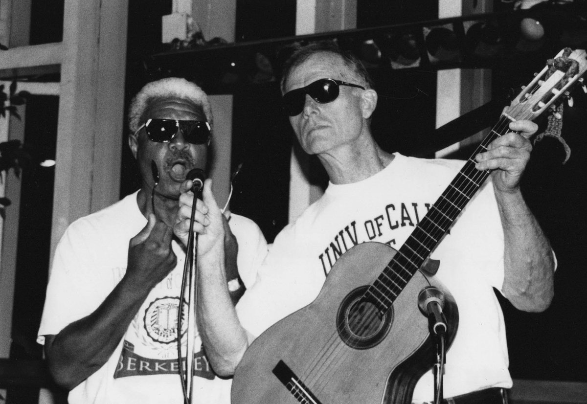 Community of Writers tweet media