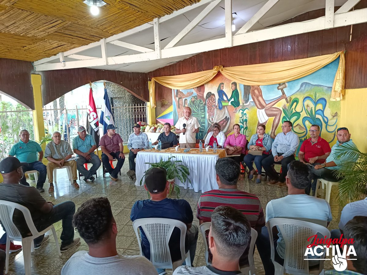 Junta Directiva y Alcaldías de Chontales entregaron al equipo de béisbol 𝗧𝗢𝗥𝗢𝗦 𝗗𝗘 𝗖𝗛𝗢𝗡𝗧𝗔𝗟𝗘𝗦 orgullosos de aportar el esfuerzo de cada uno a cumplir con la orientación de promover los deportes 🐂⚾
#MásVictoriasPuebloPresidente 
#Nicaragua 🇳🇮
#Chontales #Juigalpa