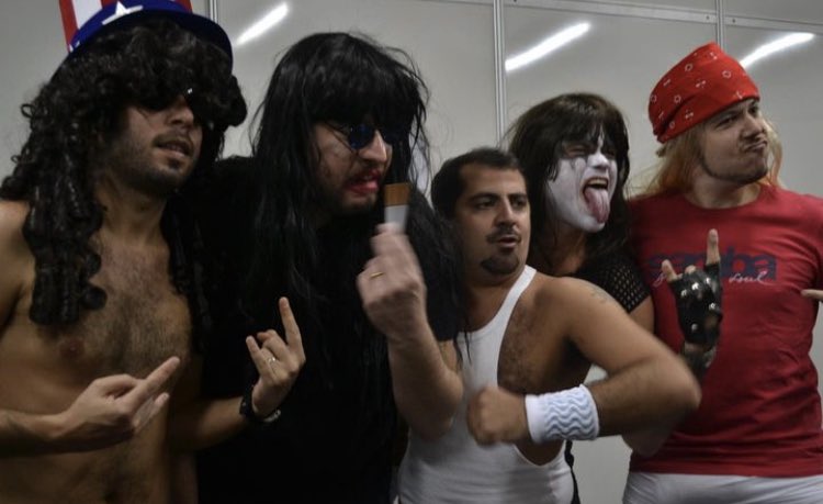 Dia de samba, bebê! 💛♣️