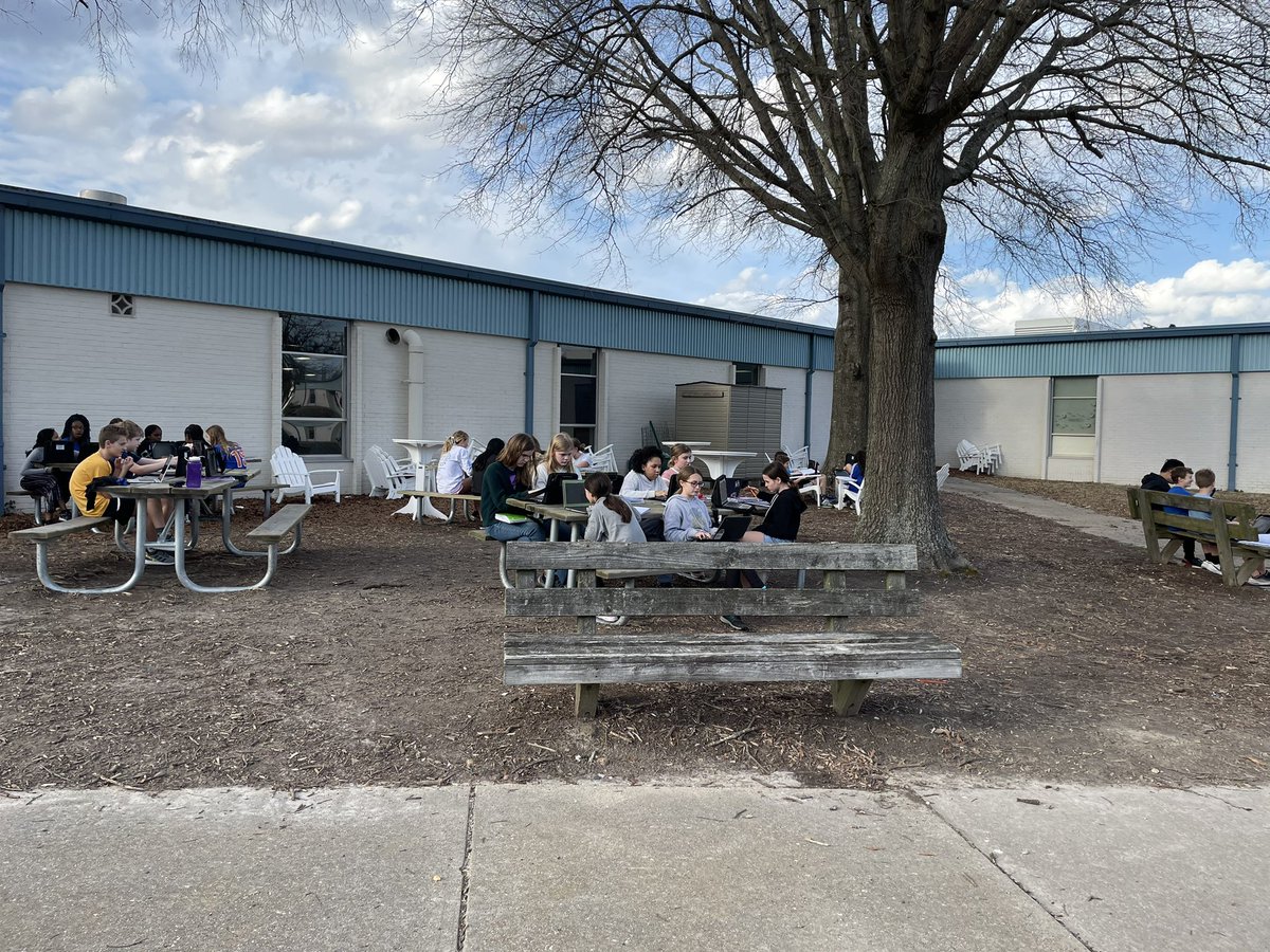 70+ degrees in February requires an outdoor workspace. Sunshine and fresh air is necessaryfor mental and physical health!