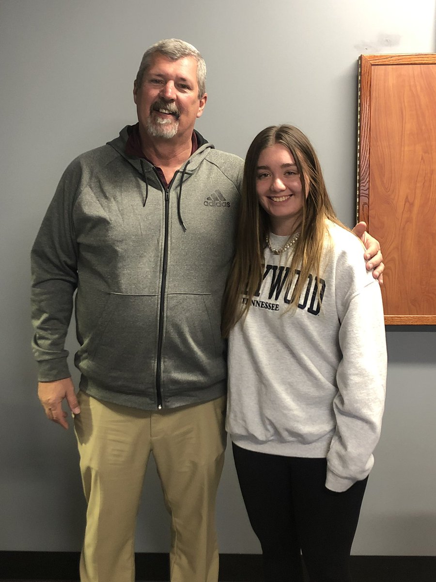 Thank you <a href="/FHUsoftball_/">FHU Softball</a> for having me on campus! <a href="/MandiBaldufnsr/">Mandi Balduf</a> <a href="/boltscoach/">B'ham Thunderbolts</a> <a href="/tnbolts2024sain/">Tennessee Bolts 2024</a> <a href="/BrenttEads/">Brentt Eads</a> @FloSoftball <a href="/ExtraInningSB/">EXTRA INNING SOFTBALL</a>