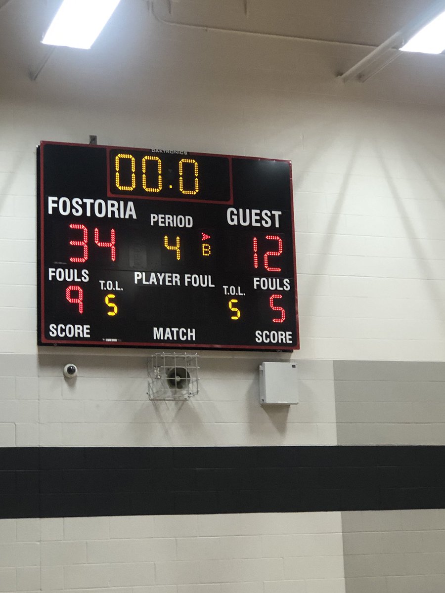 debbieiayers's tweet photo. The #OtsegoKnights 7th girls grade basketball won their NBC tournament game vs Woodmore.  They advance to the championship. @OJHS_Principal @Otsego_Supt #oneheartbeat https://t.co/5a0qvuURTb
