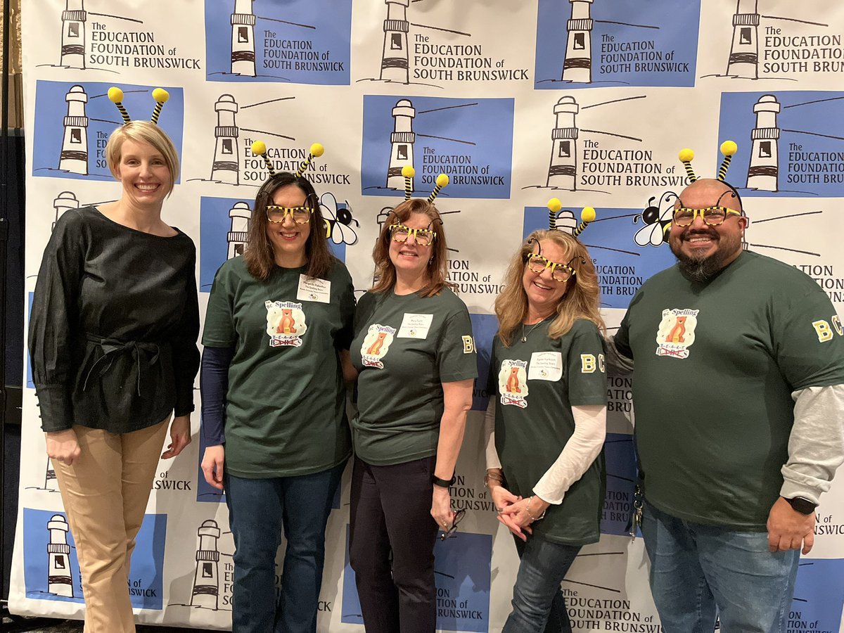 aju_mathews's tweet image. It’s time to battle… my Brooks Crossing Spelling Bee team: The Spelling Bears!! #brookscrossing #bc #sbsd #efsb