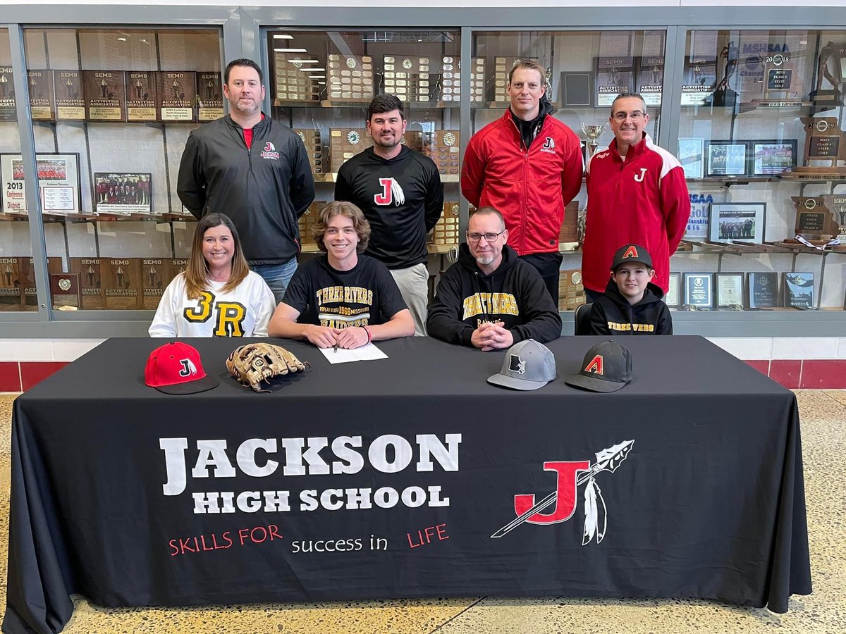 JHS_Indians's tweet photo. Not done yet! Heading into dead week before this 2023 Spring Szn and @Grant_Dotson5 signs with @3rbaseball. Proud of you Grant, congrats to you and your family. 
#JR2Proud
#RollTr1be https://t.co/ApY1wAvoh6
