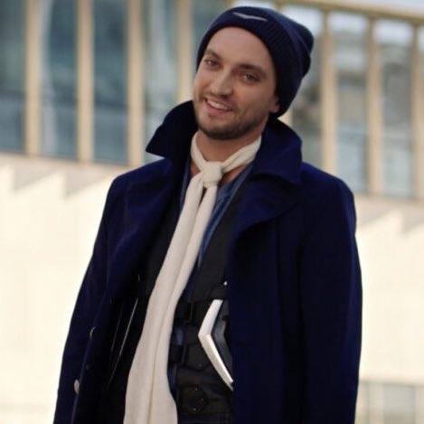 AndyBehbakht's tweet photo. #TheFlash fans! I’m chatting with @RichardSHarmon and #AndyMientus tomorrow for @TheFlashPodcast so if you have any burning questions, send them my way! #CaptainBoomerang #PiedPiper #TheFlashSeason9 https://t.co/CPUvyKi9wC