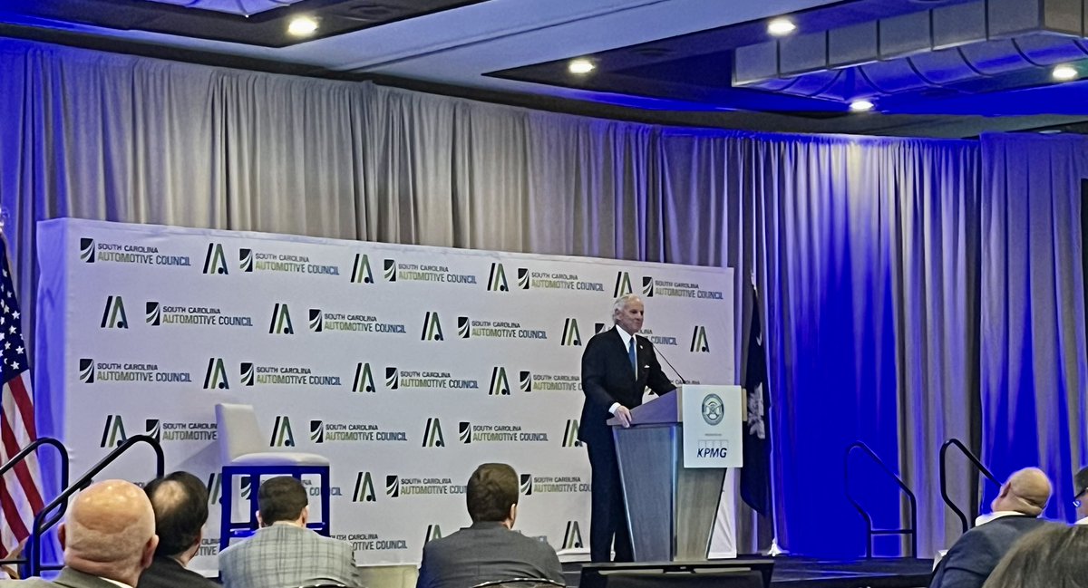 CourtneyHelms8's tweet photo. The @SCManufacturers and @SCAutoCouncil organized another fantastic event! This year's 12th Annual SC Automotive Summit was filled with engaged suppliers, key OEMs, and captivating speakers. The @MergonGroup is already looking forward to next year's event! https://t.co/H5DRFoDzdk