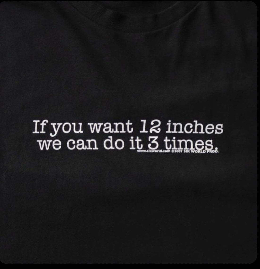 gooodshirts's tweet photo. Roses are red, 🌹 
Green are limes, https://t.co/qtww49EGSE