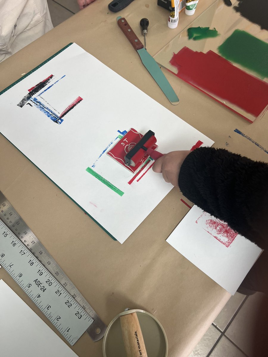 Thank you everyone that came to our first printmaking workshop. It went fantastic! We hope to see you this coming Saturday for our second workshop from 12 pm to 3 pm! You don’t want to miss it!