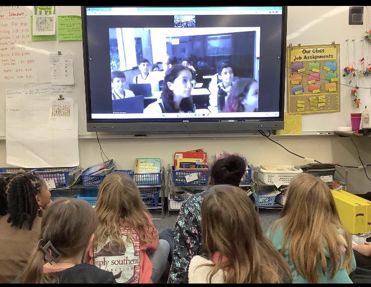 LinkedLearners's tweet image. Valentine fun! We connected with a class in Brazil, sharing our similarities in culture, and sharing #virtualValentines! #celebrateLPS @CitrusSchools