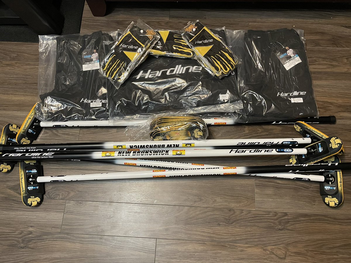 Brier planning with very little time between winning NB and flying to London. We will be well equipped with our new @HardlineCurling sticks and apparel. #HardlineNation #BlackandYellow