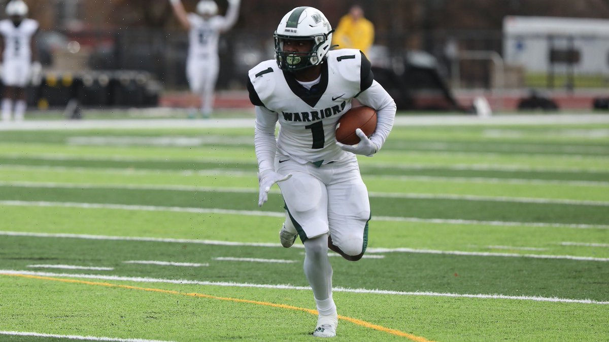 After a great conversation with <a href="/CoachTreadAWay/">Laurence Treadaway</a> I’m blessed to receive an offer from Wisconsin Lutheran 🟢⚪️ <a href="/Brett_Gilchrist/">Brett Gilchrist</a> <a href="/LSHS_FBRecruits/">Lone Star HS Football Recruiting</a> <a href="/twilsongog/">Travis Wilson</a> <a href="/CoachJRayburn/">Jeff Rayburn</a> <a href="/TrustMyEyesO/">⭕️FFERTUNITY</a>
