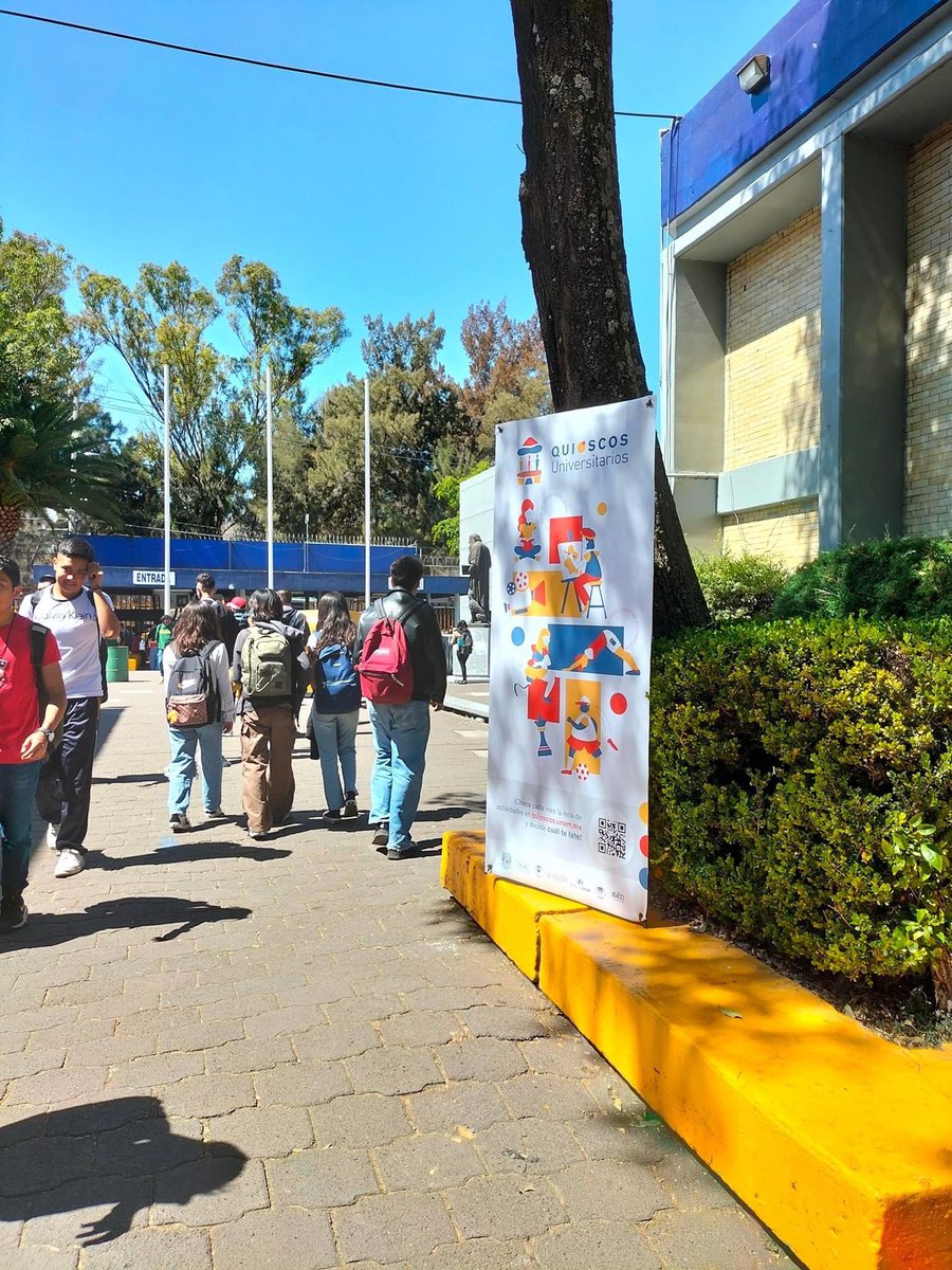 Comunidad_UNAM's tweet photo. Así se vivieron los #quioscosuniversitarios hoy en la #ENP2 🎪🎉 . Espera los quioscos en tu plantel. 💛 https://t.co/qyWoTqYvQP