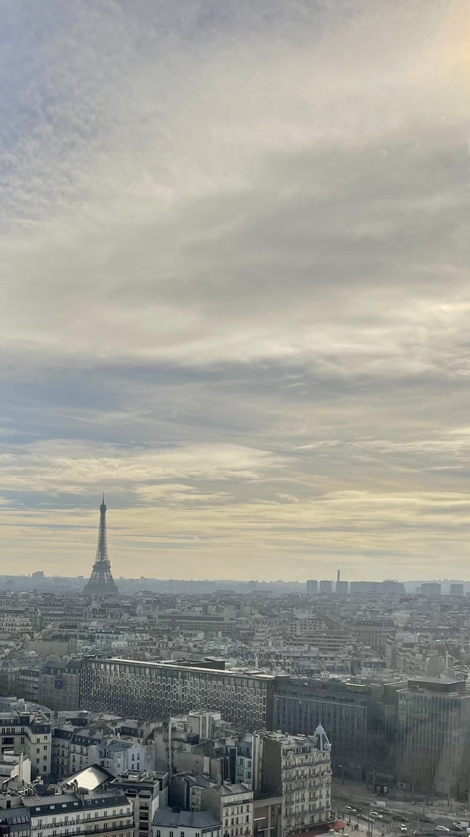 Samantha tweet media