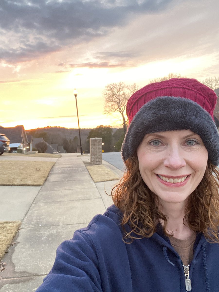 Same spot different angle. It’s a chilly, windy evening for a sunset walk! #walk #sunset #selfie
