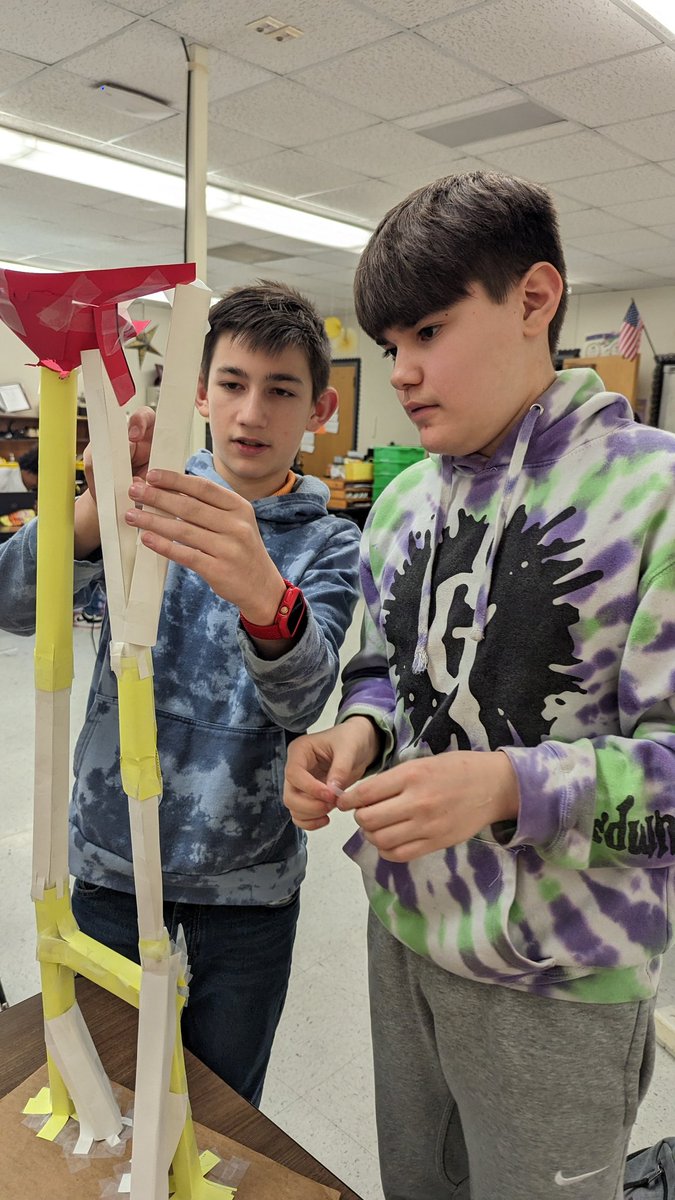 IronsCougars's tweet photo. #IronsEngineering 3 students are hard at work building their Paper Rollercoasters while learning about structures! #IronsCTE #CTEMonth https://t.co/3uv9XDiI83