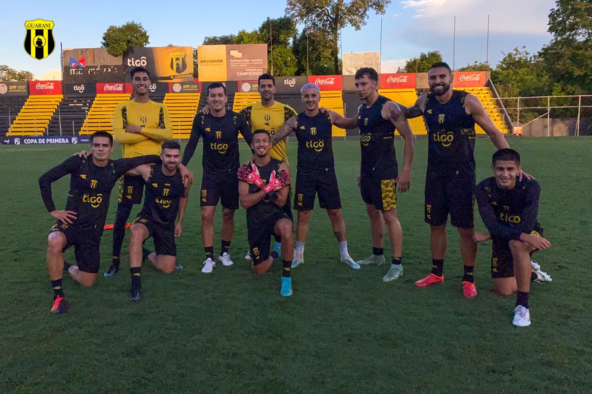ClubGuarani's tweet photo. ¡DALEE QUE AURINEGROO!🏹🔥 https://t.co/ZfETdBhIlf
