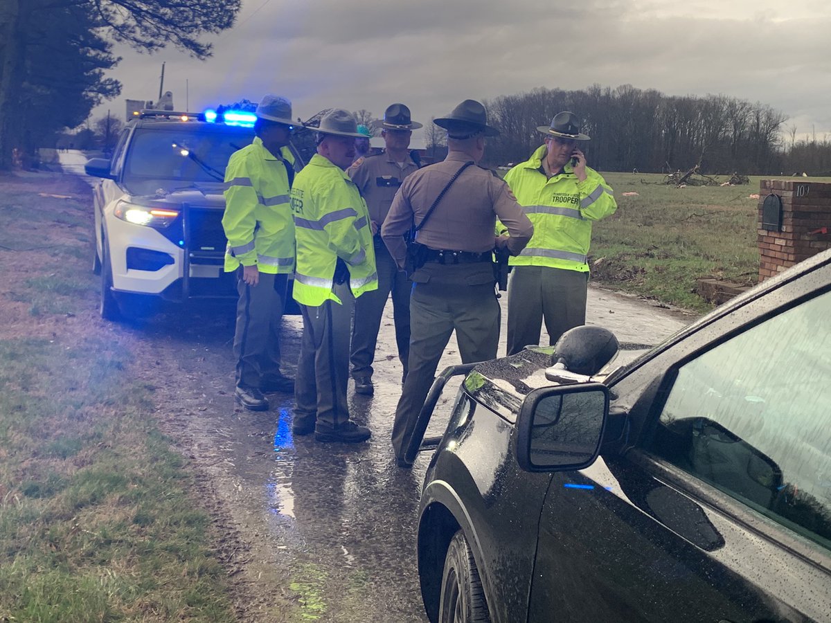 Danielle Dozier News 19 on Twitter "Damage out of Lawrenceburg, TN. We