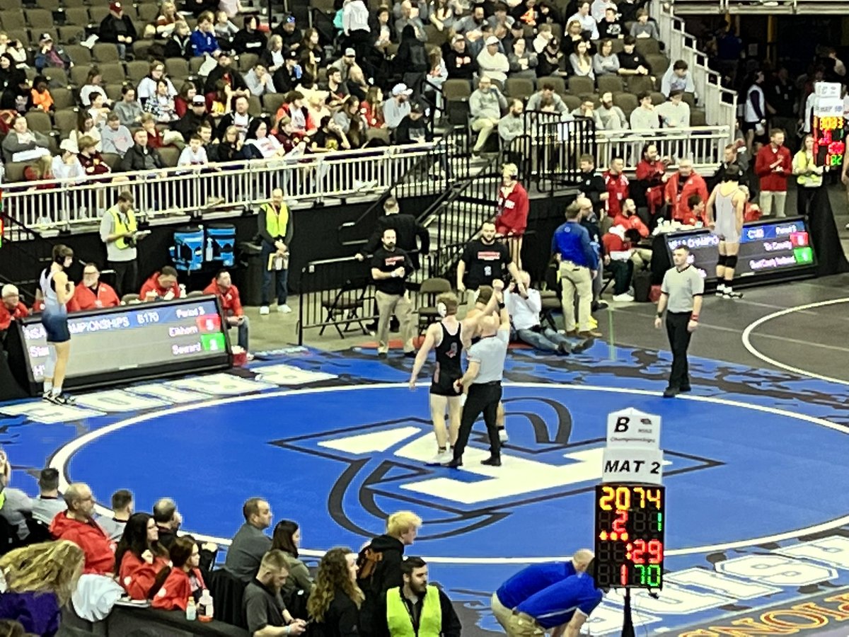 🚨 Antler 🤼‍♂️ State Updates 🚨
<a href="/AntlersMatside/">Elkhorn 🦌 Wrestling 🤼‍♂️</a> 

Round 1: 

170- Sean S. vs Hill (Seward) 
Wins 5-2, Advances in the Winners Bracket! One more tonight…