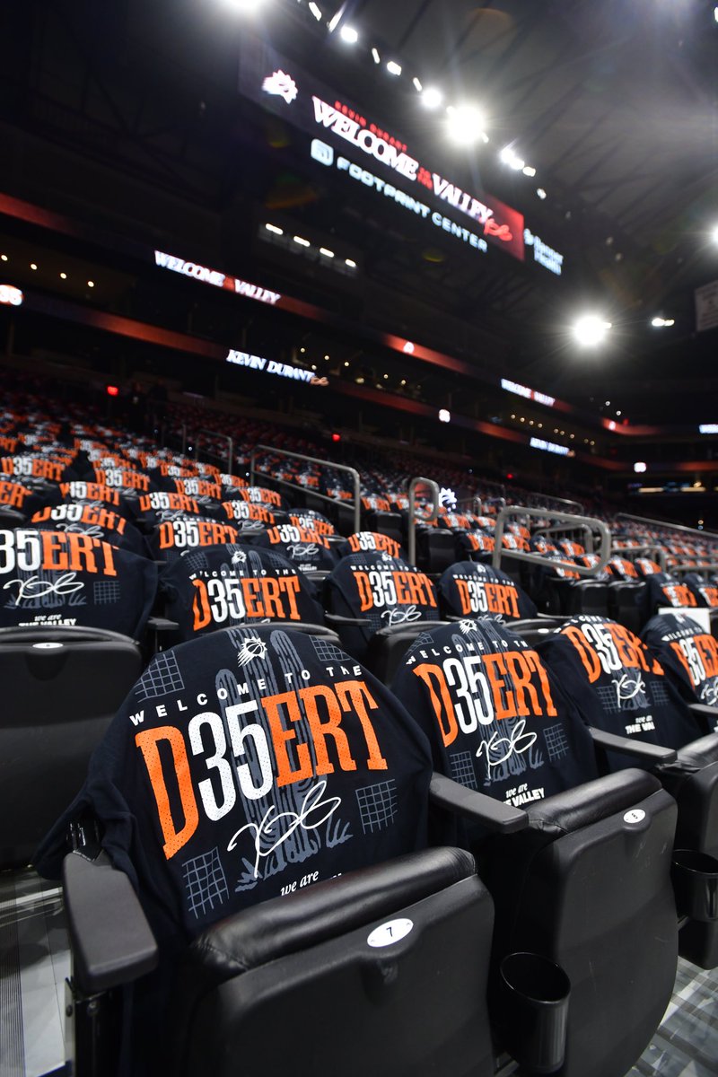 JadenGuilford's tweet photo. I had the privilege of designing the giveaway t-shirt for KD’s introductory press conference. Really cool to see the positive reception 👏🏻 https://t.co/qpb3JGdAl1