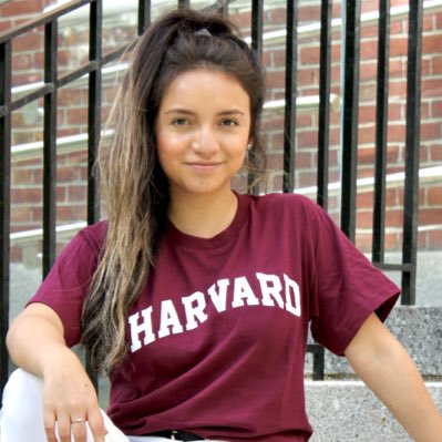 AngelicaRemach's tweet photo. Esta es la lucha de muchos y la mía propia; nunca dejemos de soñar. Las utopías son el motor de la perseverancia hasta que se hacen realidad. 

@Harvard 🇪🇨 https://t.co/9v4nFj3Ujp