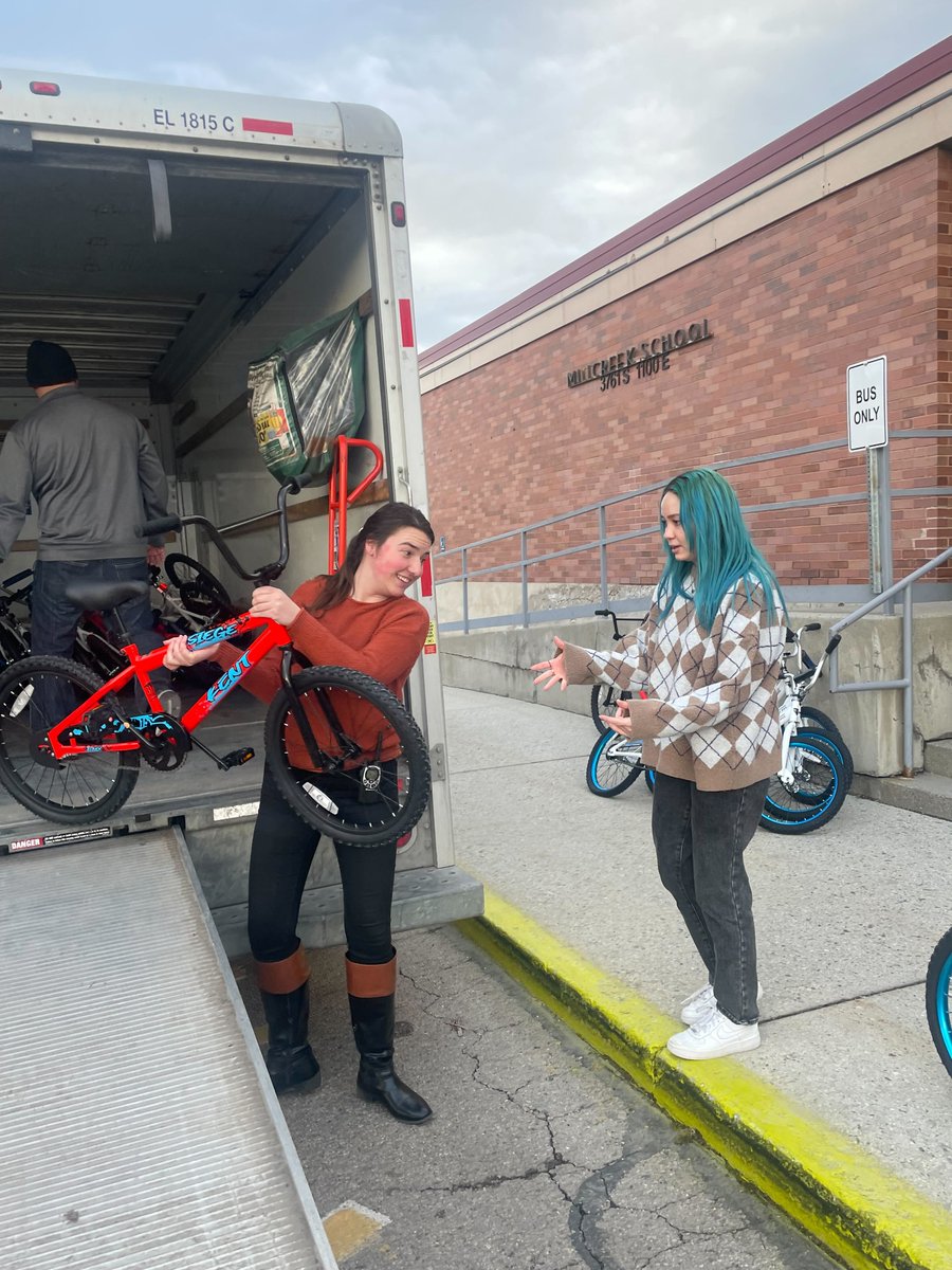 uwsl's tweet photo. Learning to ride a bike is a rite of passage that should be available for every child. We distributed bikes donated by @LucidSoftware, with help from Salt Lake County Youth Services. 🚲
Bikes were dropped off at Magna Elementary, Kennedy Junior high and Millcreek Elementary. https://t.co/UB0hQa9cEs