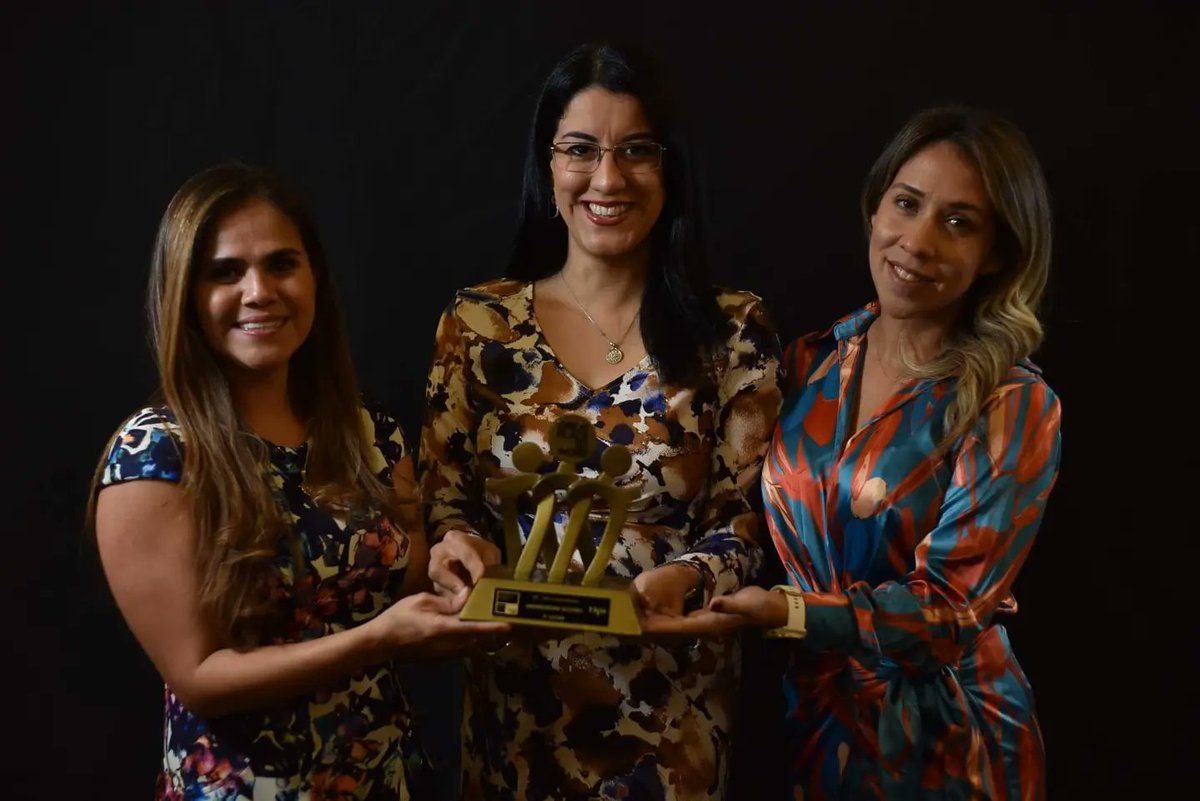 UnivEcotec's tweet photo. ¡Estamos en el 11º lugar de los mejores lugares para trabajar en #Ecuador! 🏆

Estamos orgullosos de este nuevo logro, que es gracias al esfuerzo de nuestro #TeamECOTEC #GPTWEC2023 @RevistaEkos #GPTW https://t.co/ZUqkQ1qW5v