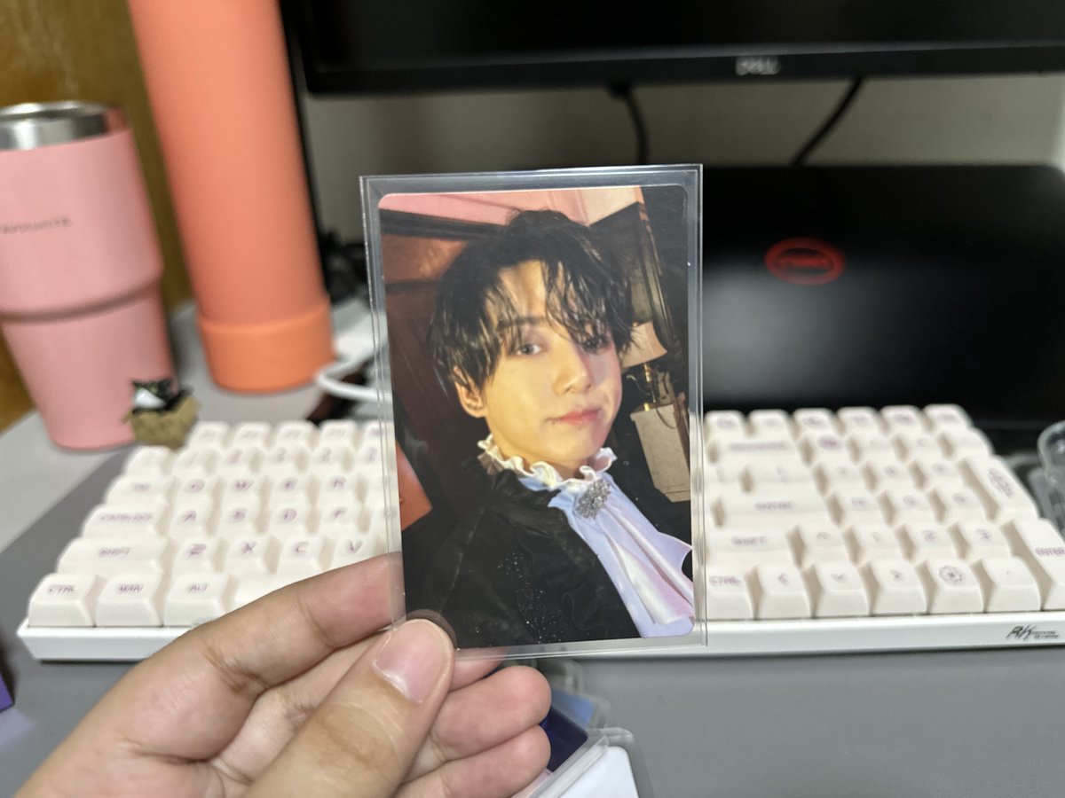 vastreia's tweet photo. ꒰ wts lfb bts ph • #tindanireia ꒱

✧ jungkook photofolio rpc ✦

📓 𓏔 ₱580

╰ payo
╰ mop: gcash • ub
╰ mod: gogoexpress • sdd

🍬 𓏔 dm to claim ⟢ https://t.co/TWfUDDloVI