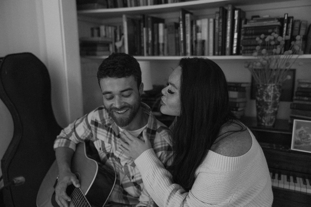 stacylanders tweet media