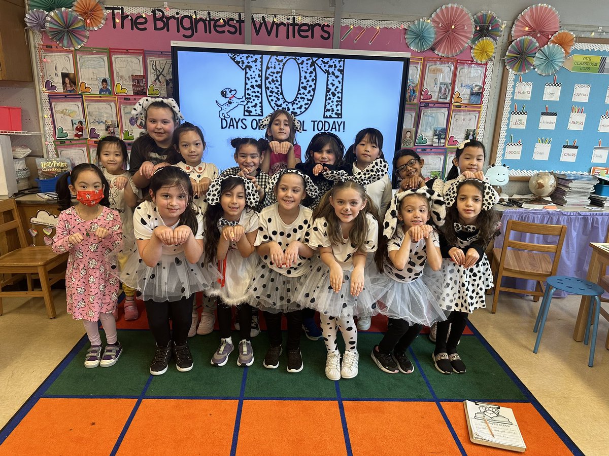 ps50si's tweet image. The celebration continues as 2-105 celebrates day 101 with a Dalmatian theme (of course!) 😜 101 days smarter at #ps50