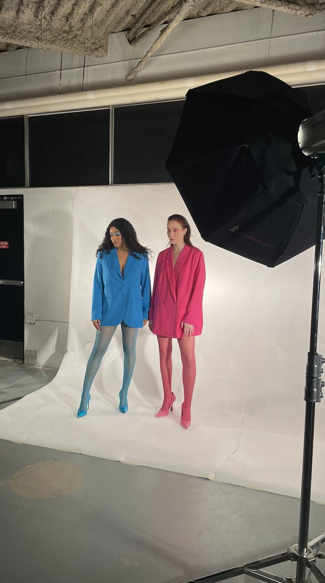 Some Behind-the-scenes photos of an INFUSE Humber photoshoot. To see the photos, don't forget to check out this year's @INFUSEhumber magazine issue coming soon in April! 
#fashion #fashionmagazine #infusehumber #torontofashion #humbercollege #fashionstudents