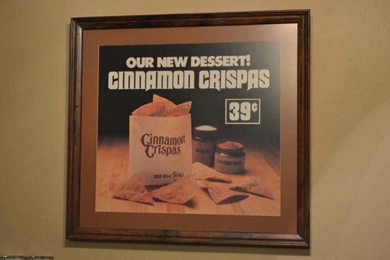 scottmccown's tweet photo. Now that Mexican Pizza is back, can Cinnamon Crispas be next? #cinnamoncrispas @tacobell https://t.co/mAYpqQf0aI