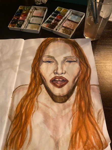 hollabackgrI's tweet photo. I FAILED MY ART CLASS BC I TURNED THIS IN 😭😭😭😭 https://t.co/vyS758p0my