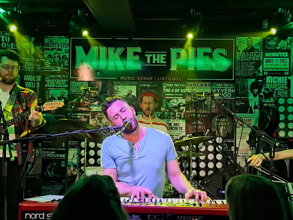 A magic night in Listowel with  <a href="/JackORourkes/">Jack O Rourke</a> <a href="/MikethePies/">MikethePies</a>