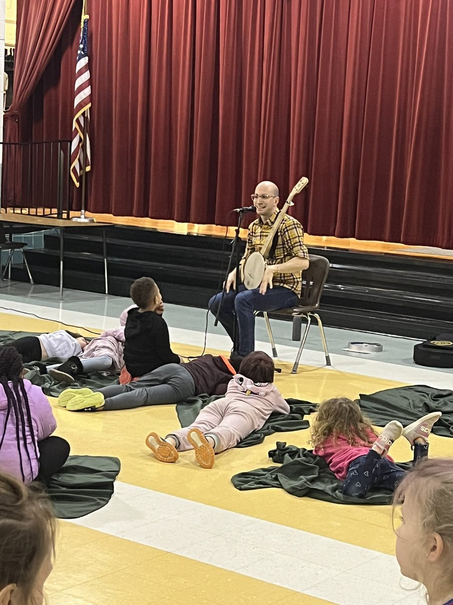 MrKoogle's tweet photo. #TheLinc’s Love for Literacy Night was a huge success! Bringing families together, enjoying a storyteller, and celebrating student progress posted throughout the building! #WCPSProud #ThePowerOfAStory #ReadersAreLeaders https://t.co/BZpaPuApbA