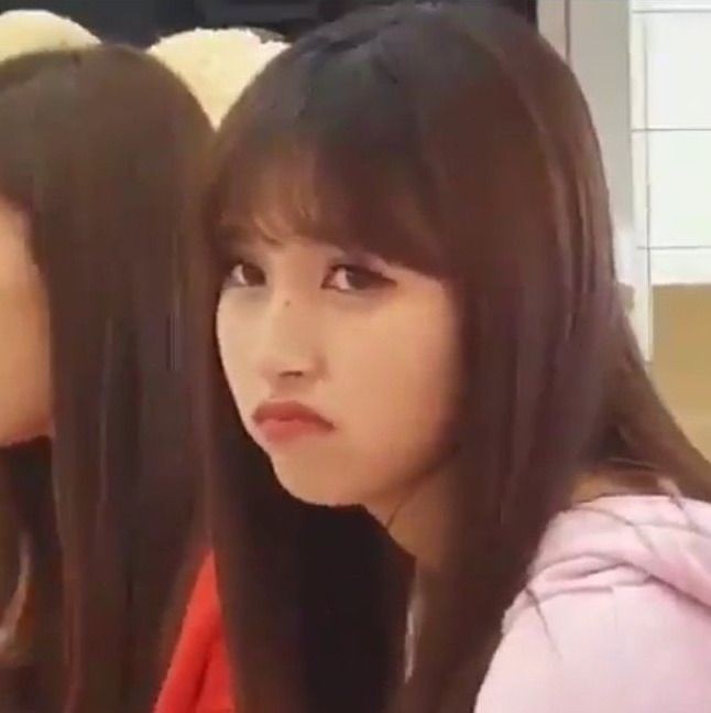 ImyccTwice's tweet photo. Siempre me ha sorprendido lo ABURRIDO que son los tuits de promoción de RR. Ni siquiera son capaces de comenzarlos con mayúsculas
Ponele un poco de voluntad, tampoco se te pide tanto
TRACKLIST FOR READYTOBE
#ReadyToBe_Tracklist
@JYPETWICE https://t.co/sOJWSu5GGV
