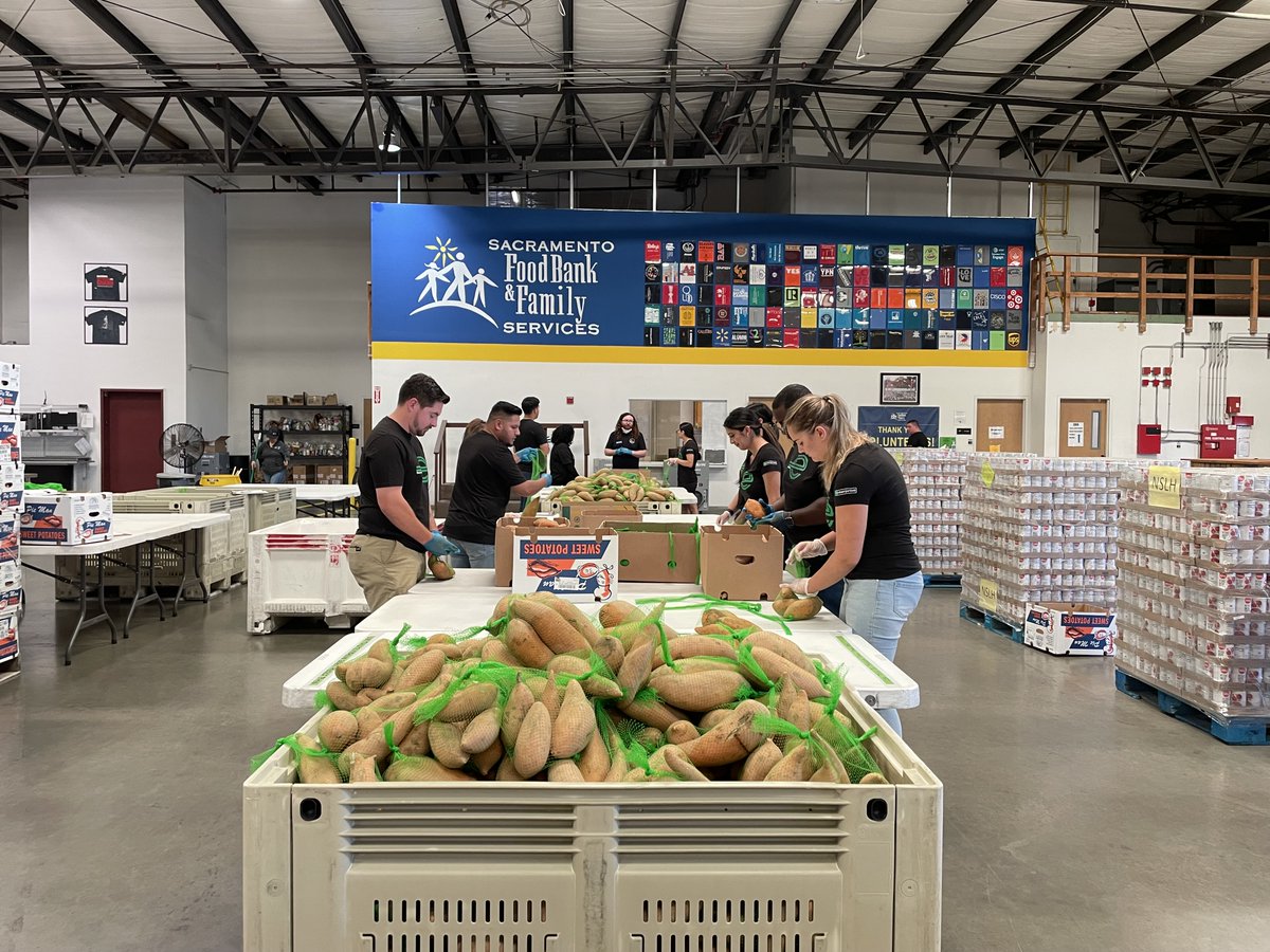 Raley's Food For Families tweet media