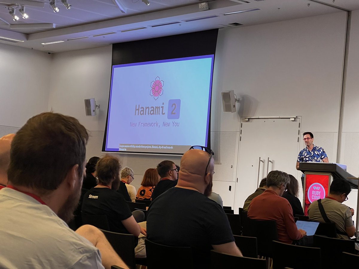 sameera207 tweet media