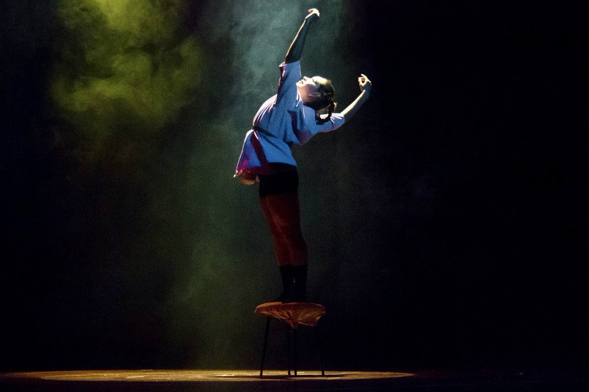 “La danza tiene el extraño poder de hacernos sentir lo que no sabemos que somos.” (Danzar Mundos)

#BallareFormosa #FormosaArgentina #DanzaEsTrabajo