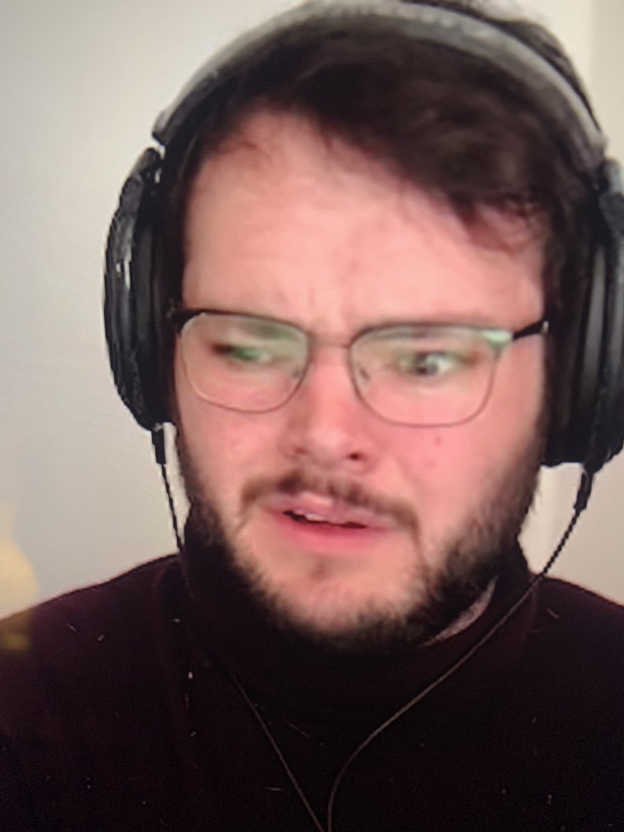 flo !! ☆ on Twitter "I think I paused at the wrong time"