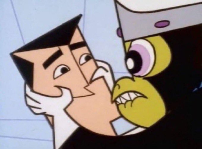 the last of us is so good&hellip;&hellip;. i was screaming and crying at my tv https://t.co/PXAC89kw9T