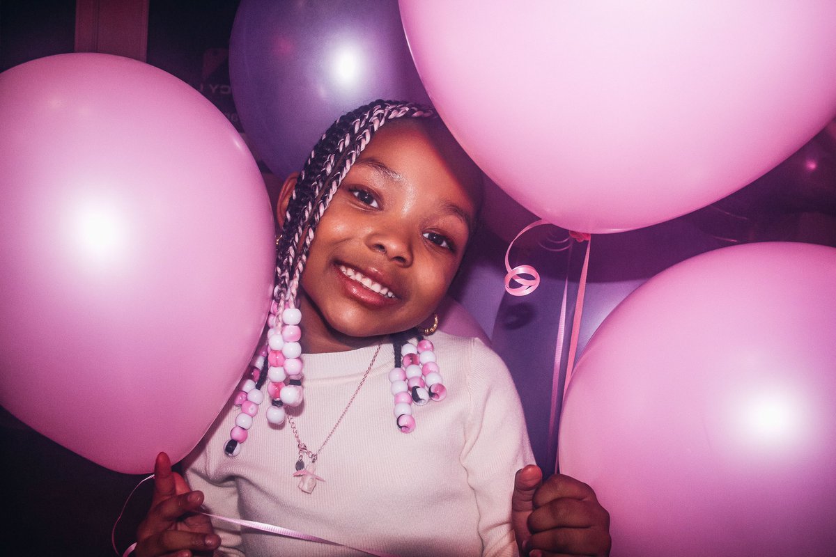 BossDaddyMyDawg's tweet photo. My niece birthday pictures came out 🔥

Photos by Me
Edited by @SavsVision 
Directed by Kenzlei 💙 @LittleAari 

#HappyBirthdayKenz https://t.co/e3llJ7d2U8