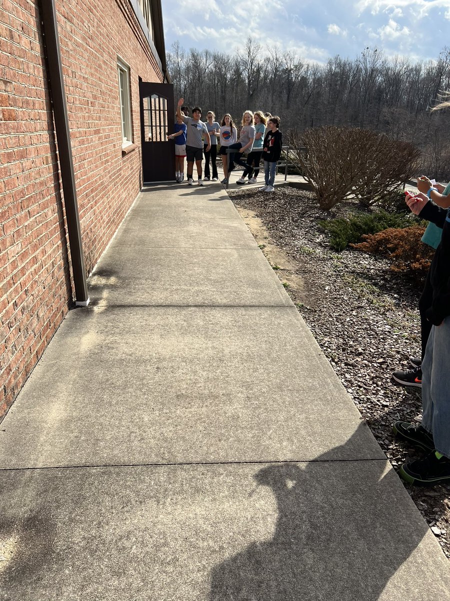 WCDS_Science's tweet photo. What a beautiful day for #WCDSGrade8 to be outside calculating their walking speeds as they move right along into physics for the rest of the year! https://t.co/6oAHnd6QGg